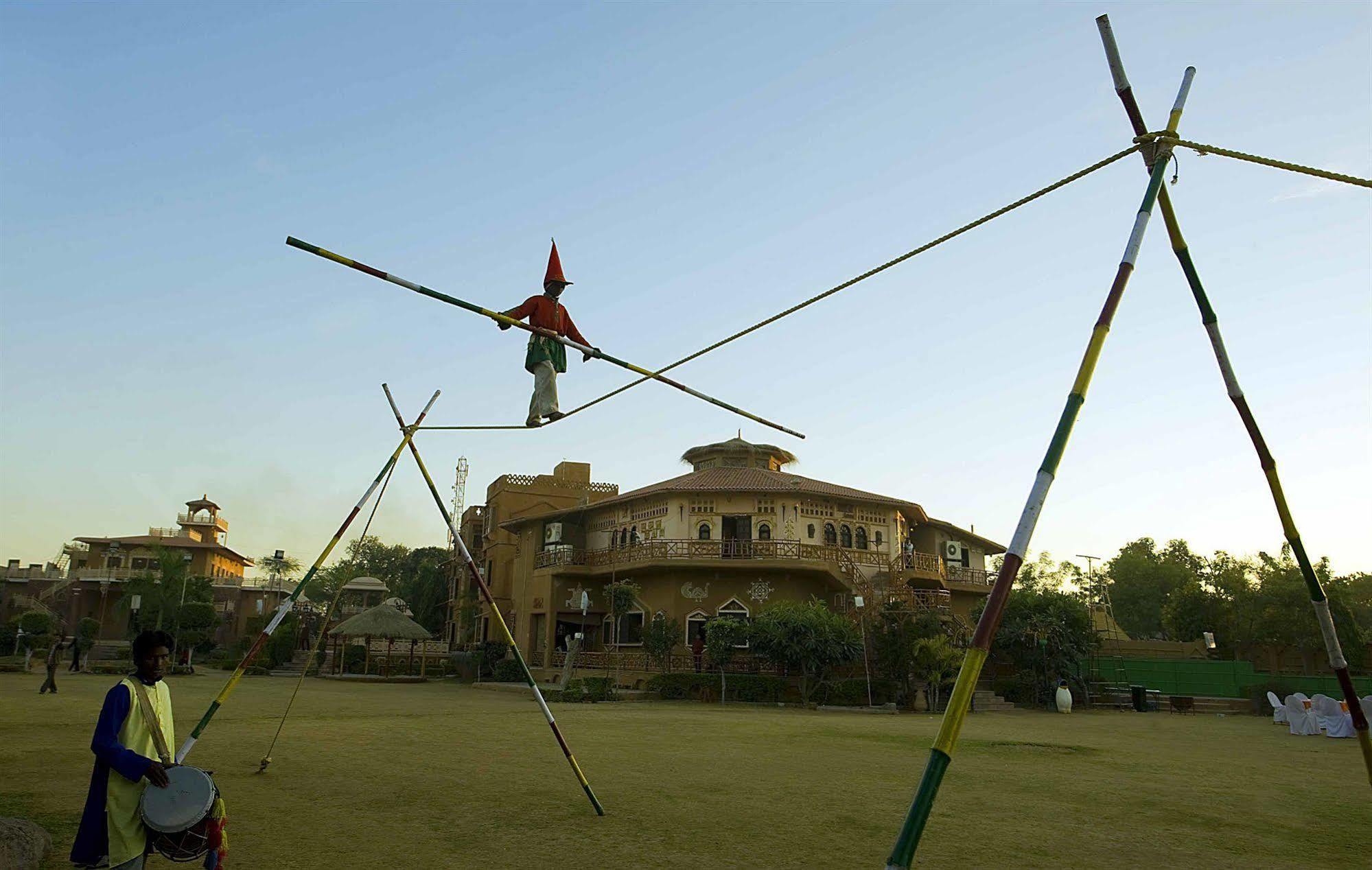 Nirali Dhani Ethnic Heritage Hotel And Resort Jodhpur  Extérieur photo